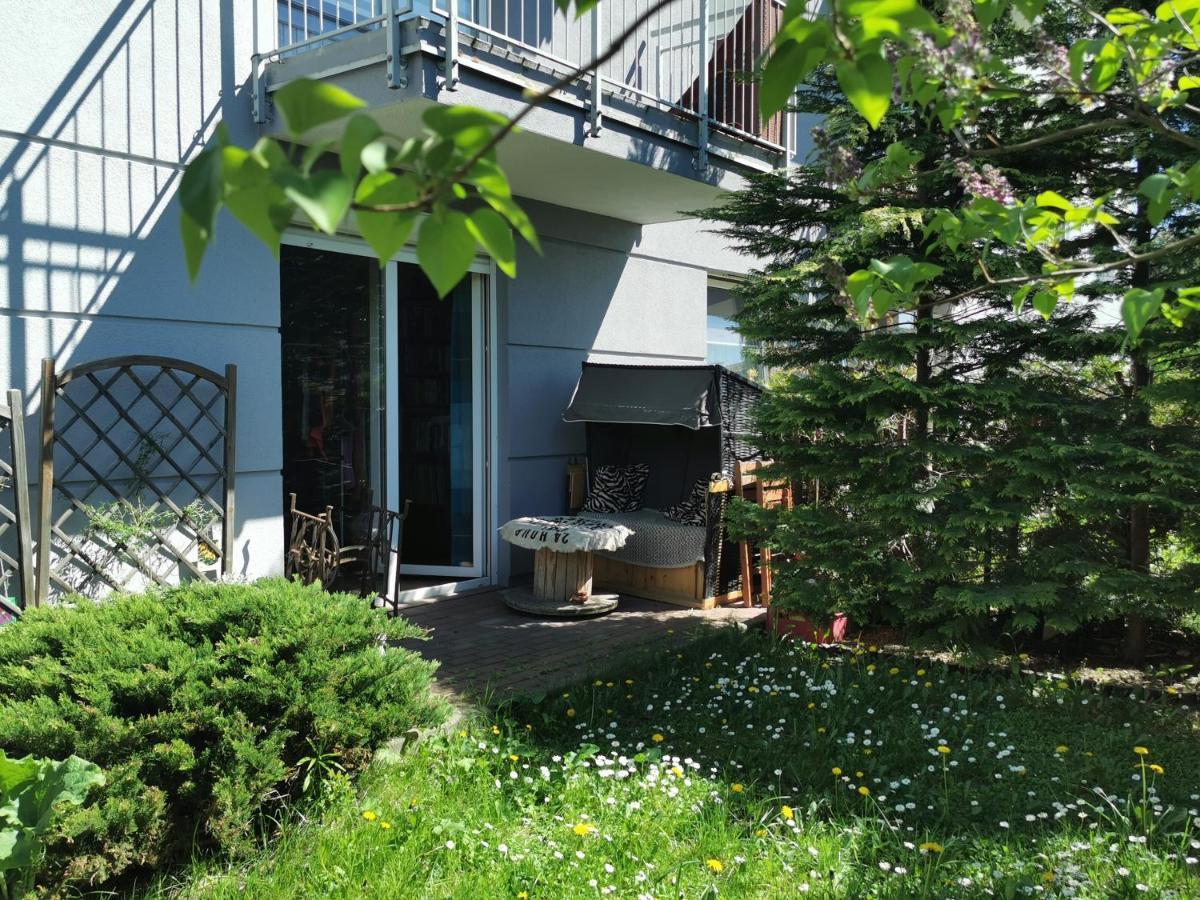Przytulna Kawalerka Z Ogrodem Apartment Gdansk Luaran gambar